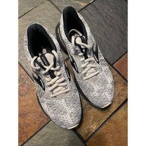Brooks Adrenaline GTS 21 women's  Running Shoes Black White Sneakers size 7